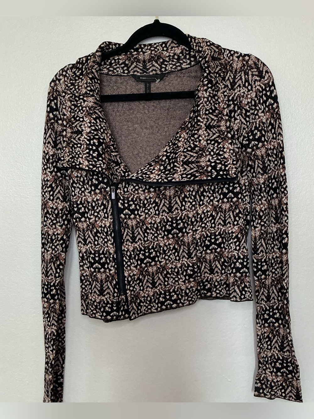 BCBGMaxAzria Eva Black and Blush Y2K Patterned Knit Moto Jacket Size Medium